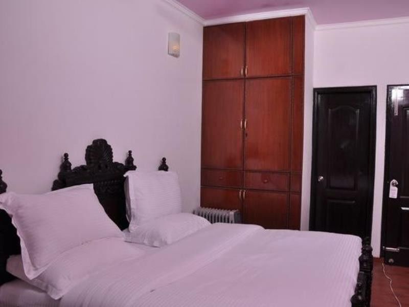 The Royal Court Hotel Nainital Kültér fotó