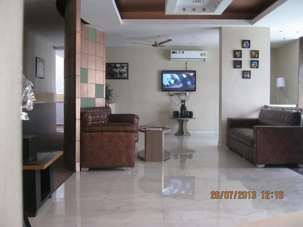 The Royal Court Hotel Nainital Kültér fotó